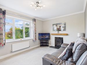 Lounge- click for photo gallery